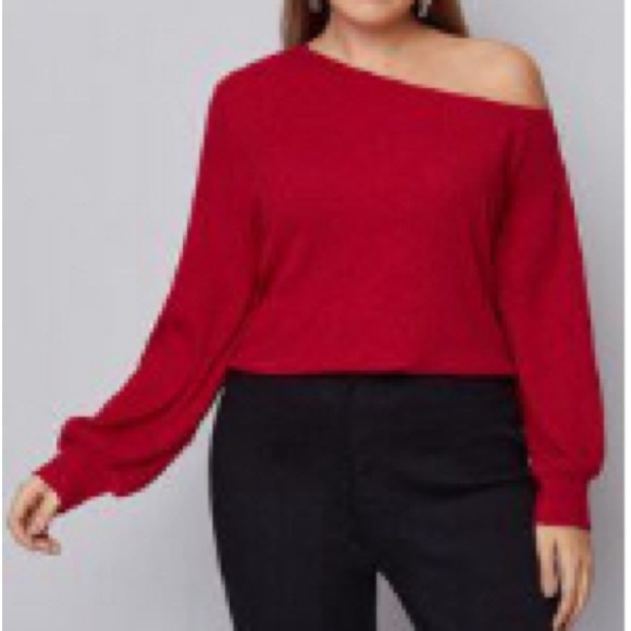 Red sweater - Picture 1 of 1